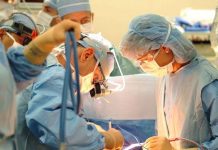 Robot phẫu thuật nhanh gấp 10 lần bác sỹ