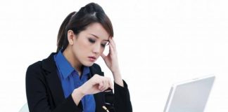 Chị em công sở mang bầu và nỗi lo bị sa thải!