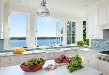 Những mẫu phòng bếp có cửa sổ vô cùng độc đáo