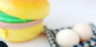 Bánh rán bí ngô cá hồi lạ mà ngon