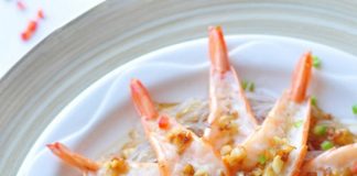 Tôm hấp tỏi miến dễ ăn ngày nóng nắng