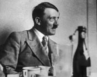 15 điều ít biết về trùm phát xít Đức Adolf Hitler
