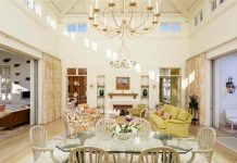 15 phòng khách đẹp với đèn chùm thắp nến 1