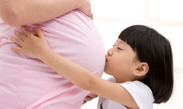 Chế độ thai sản mới nhất 2016 bố mẹ cần biết