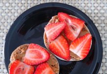 Tuyệt chiêu kết hợp đồ ăn vặt một cách thông minh Tuyệt chiêu kết hợp đồ ăn vặt một cách thông minh - ảnh 1