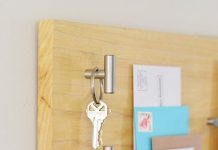 Mách bạn cách tận dụng tay cầm và núm cửa cũ thật sáng tạo