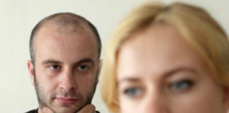 kieu-phu-nu-de-cho-chong-moc-sung