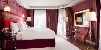 nhung-khach-san-hoa-le-cho-ngay-valentine