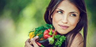 Chế độ ăn để chữa mụn bọc hiệu quả nhất