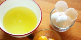 Cách làm bánh bông lan bằng nồi cơm điện