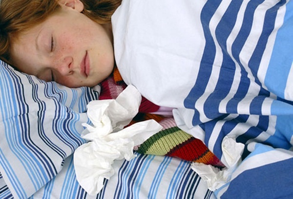 10 cách giúp bé thoát khỏi cúm và cảm lạnh nhanh nhất