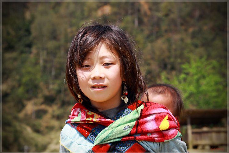 Nét hồn nhiên của trẻ em vùng cao Việt Nam qua ống kính nhiếp ảnh
