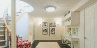 8 mẫu bàn hẹp lý tưởng cho các góc nhà nhỏ