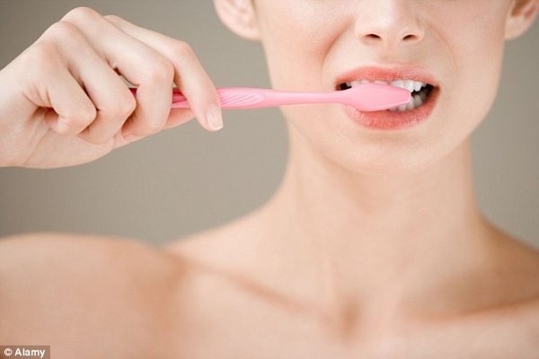 Chăm sóc hàm răng của bạn từ những cách đơn giản