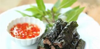 Thơm nức món chả bò lá lốt nướng