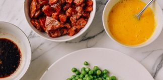 com rang thit bo chac bung cho bua sang - 1