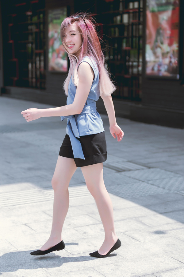 Street style tránh nóng vừa mát mẻ vừa sành điệu của hot girl Mie