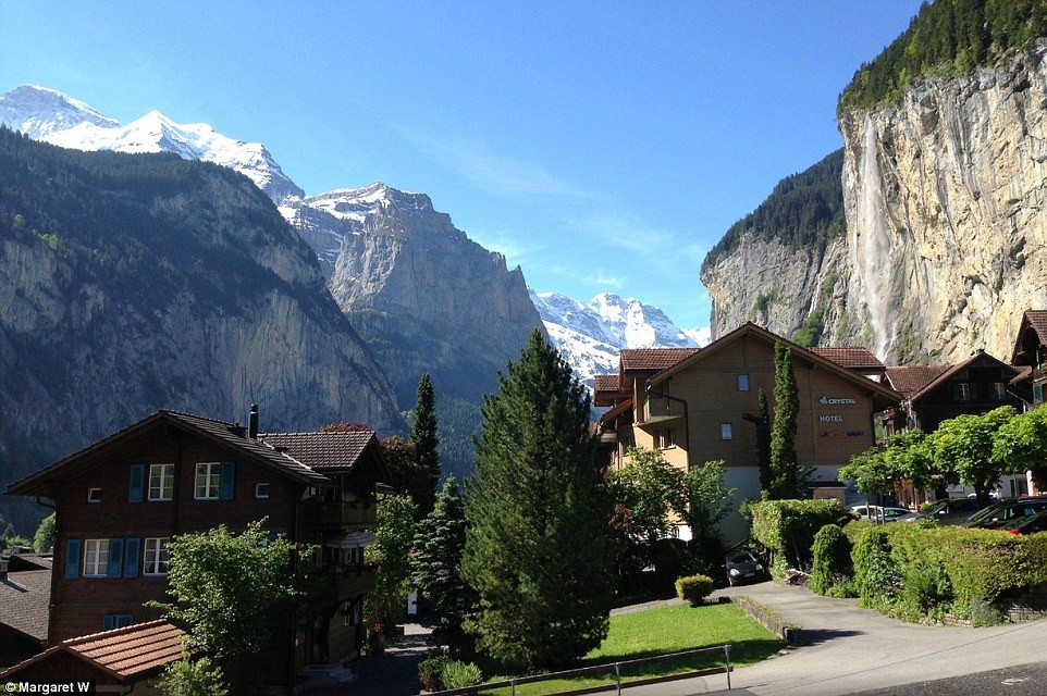 Khách sạn Valley, Thụy Sĩ (43 USD một đêm): Valley có mức giá cao hơn so với những điểm nghỉ chân khác trong danh sách này, nhưng với khung cảnh hùng vĩ ngoạn mục. Du khách sẽ được hít thở không khí trong lành của dãy Alps, ngắm nhìn thiên nhiên hoang sơ, những thác nước lộng lẫy và đỉnh núi phủ tuyết.