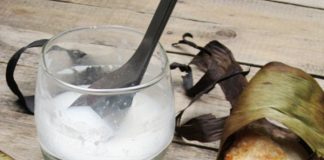 Xôi bọc chuối nướng - món ăn yêu thích của miền Nam