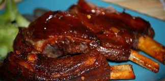 Làm món ăn ngon với muối tương ớt