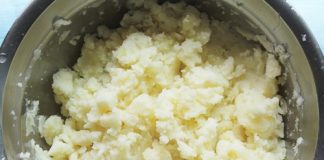 Bí quyết làm bánh khoai tây siêu ngon