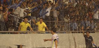 Công Phượng như bùng nổ sau khi ghi bàn thắng thứ 2 vào lưới U19 Hàn Quốc