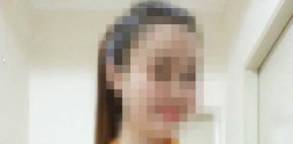 Sốc với cô gái trẻ khoe thân để nổi tiếng - 1