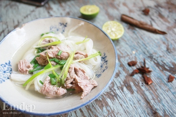 Phở bò tốc hành cho ngày gió mùa về