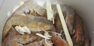 cach-lam-tom-hap-bia