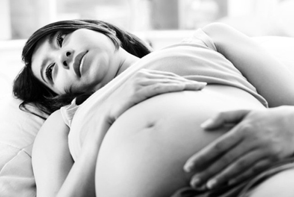 5 dấu hiệu cảnh báo thai chết lưu mẹ bầu cần biết