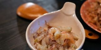 Vào bếp cùng Bích Phương: Cách làm bún tôm Quảng Ninh