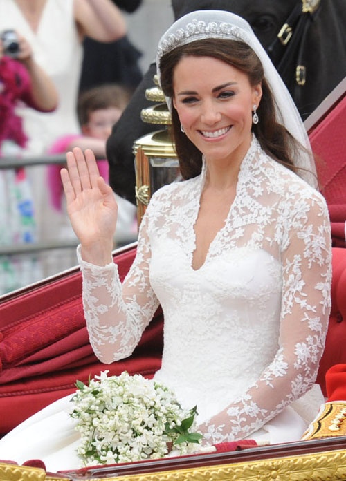 4 kiểu tóc 'vạn người mê' của Công nương Kate Middleton