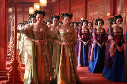 Quy trình tuyển chọn mỹ nữ nghiêm ngặt của hoàng đế Trung Quốc