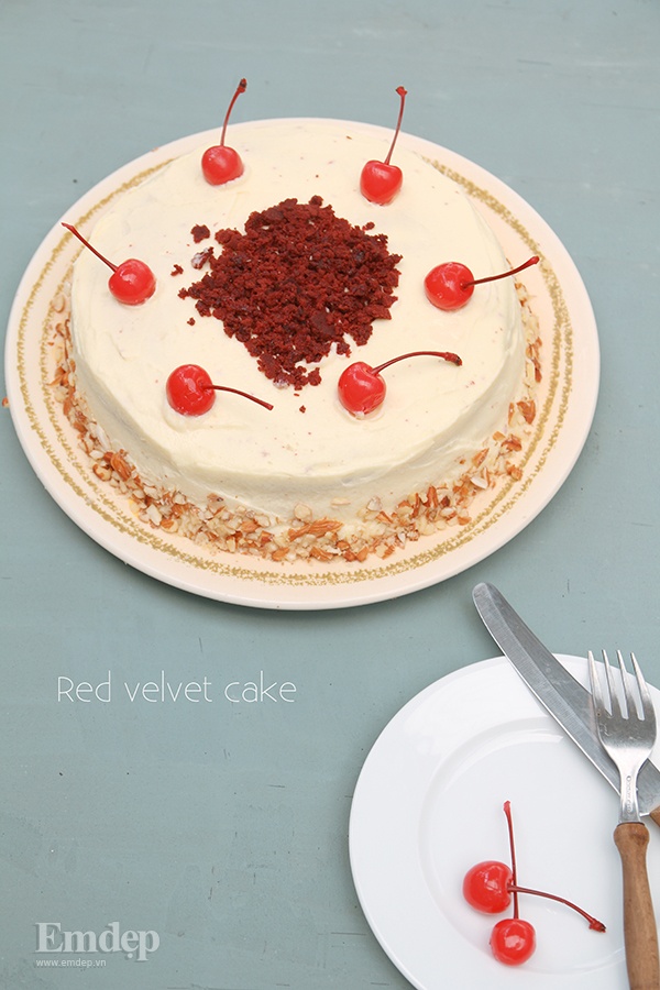 Bánh Red Velvet mềm ẩm đầy hấp dẫn