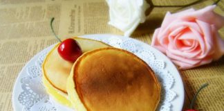 Bánh rán kẹp kem ngọt ngào cho bữa sáng