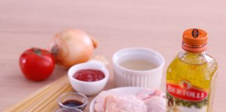 Bữa sáng nhanh gọn với mì Ý xào thịt gà - 1