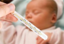 10 nguyên tắc mẹ cần nhớ khi trẻ bị sốt 10 nguyên tắc mẹ cần nhớ khi trẻ bị sốt