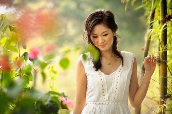 '. Chồng đào tạo tôi thành rau sạch tiếp khách cho anh .'