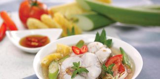 Cách nấu canh chua cá lóc hương vị Nam Bộ