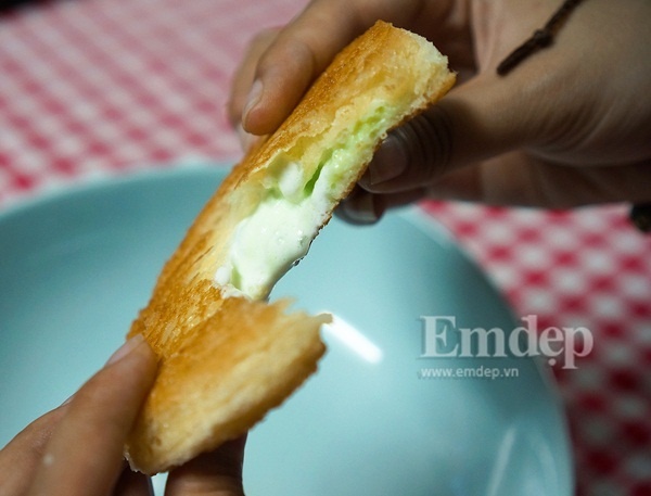 Cách làm bánh mỳ kẹp kem chiên 
