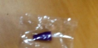 Dị vật đường thở là đầu bút bi được các bác sĩ cảnh báo có thể khiến tính mạng trẻ nguy kịch. Mới nhất ca bệnh tại BV Bạch Mai em bé đã không qua khỏi vì hóc dị vật này.