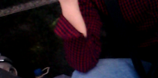 Giật mình với chiêu cân điêu trắng trợn 'ăn tiền' của hàng hoa quả - Ảnh 1