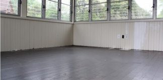 Đổi màu áo mới cho sàn nhà với đường sơn kẻ sọc