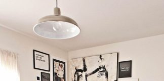 Những mẫu bàn đứng tiết kiệm diện tích không thể bỏ qua