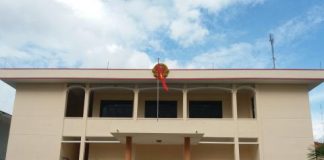 Ly hôn vì thấy con trai giống ông hàng xóm như lột