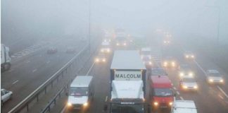 Bí kíp lái xe an toàn trong sương mù, mưa phùn