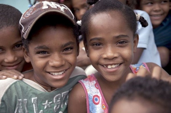 Ngôi làng “gái biến thành trai” kỳ lạ ở Dominica