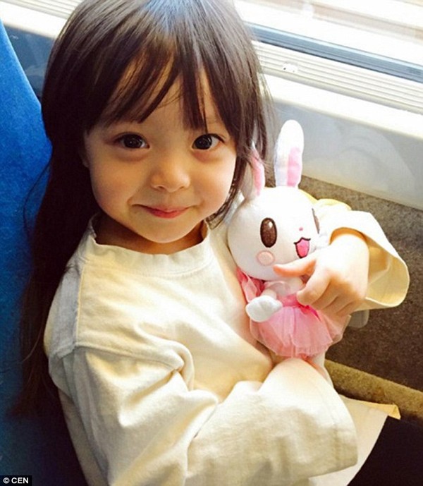 Cô bé 3 tuổi trở thành hiện tượng Instagram châu Á vì quá đỗi đáng yêu - Ảnh 6