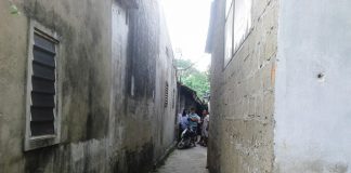 Ngõ 50, đường Nguyễn Chí Thanh - nơi nhà gia đình anh Chung đang sinh sống. Ảnh: P.H.