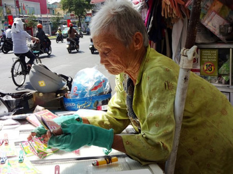 Nỗi buồn cụ bà 82 tuổi giữa Sài Gòn chỉ mơ một lần về Huế
